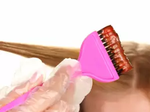 Как се къносва коса?
