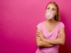 Как се маха дъвка от дреха