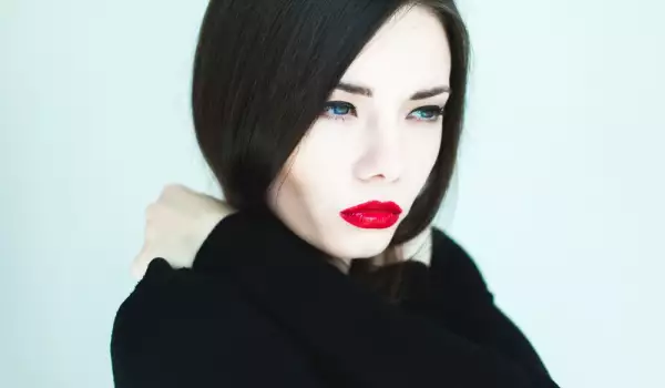 черна дреха