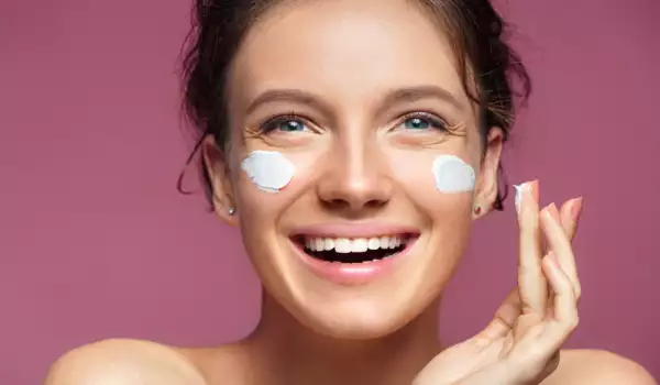Крем за лице със SPF