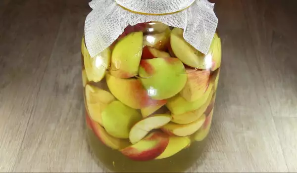 Как се прави ябълков оцет?