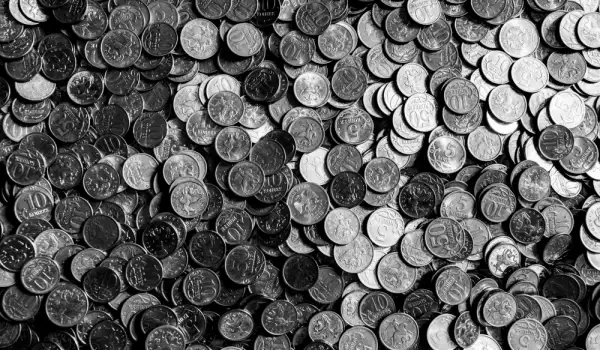 Как се почистват стари монети?