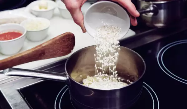 Как се готви бял ориз